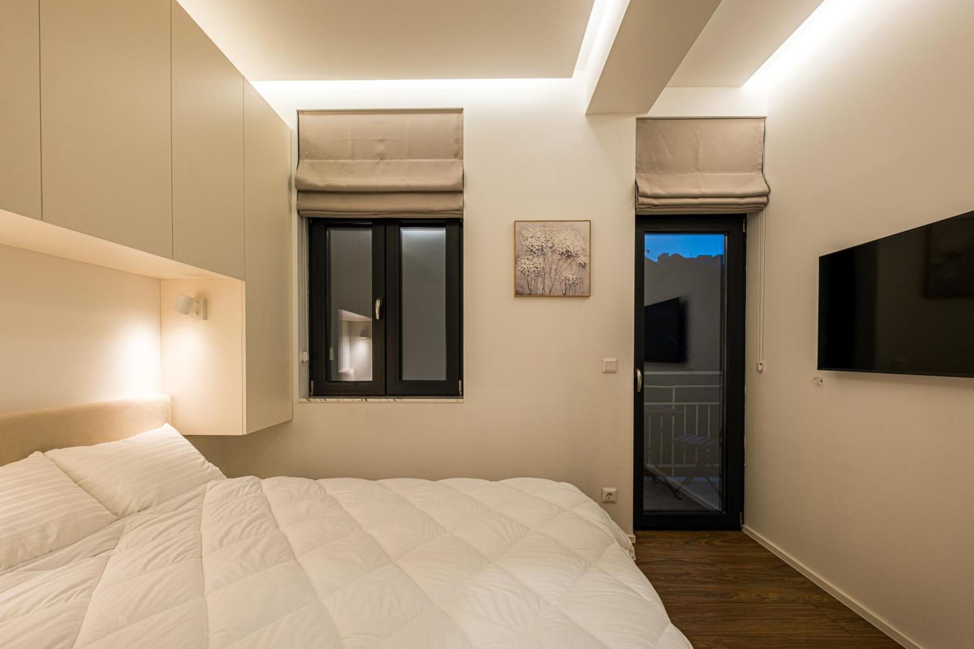 Ferienwohnung South 22 - Brand New Modern 1Bd Apt In Sofia Center Exterior foto